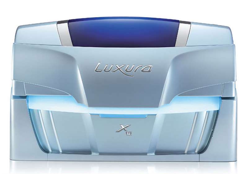 В солариум Luxura X10 с функцията Aroma Xsens можете по време на тен сесията да изберете един от три приятни аромата - Ocean, Blossom или Sandelwood