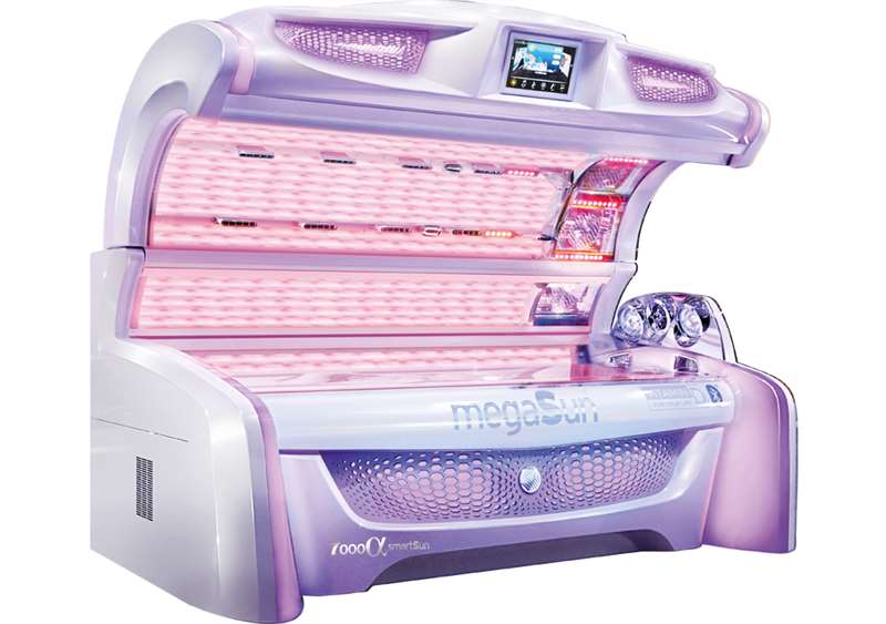 Солариум megaSun 7000 alpha smartSun е с интелигентен баланс между интензивна Ултравиолетова светлина за тен и Червена светлина за красотата