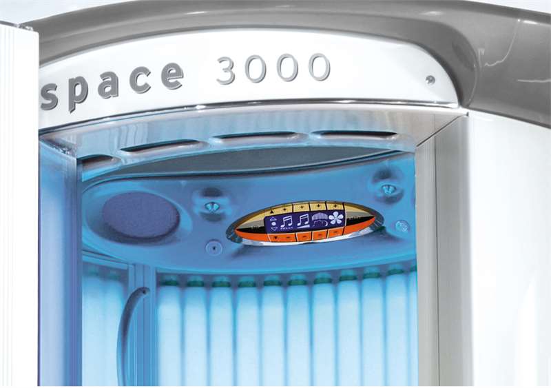 Солариум Tower Space 3000 може да бъде оборудван с почти всички функции за комфорт на megaSun