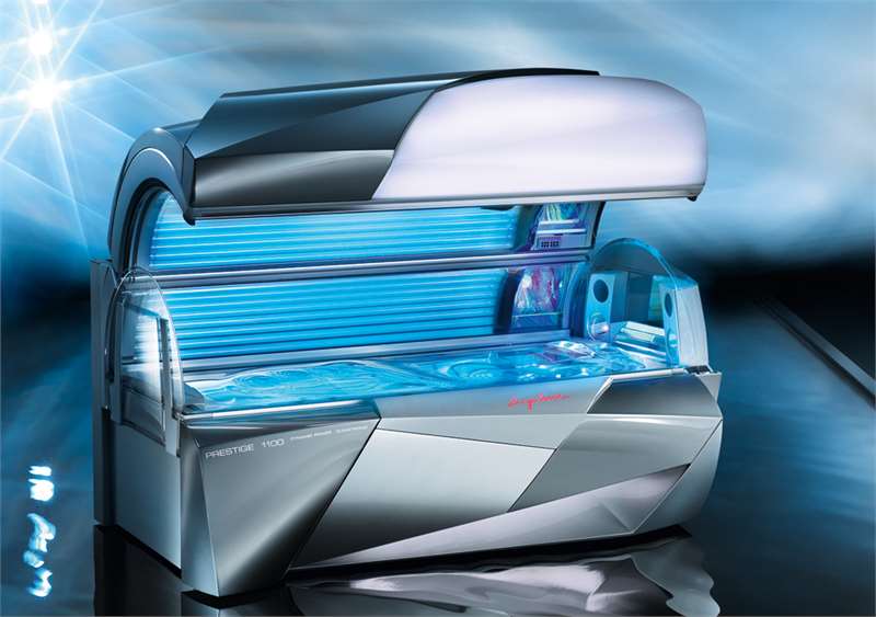 Солариум Prestige 1100-S Dynamic Power е с динамични електронни баласти и динамична технология за по-голяма мощност и по-дълъг живот на лампите