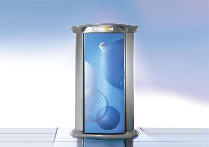 Солариум megaSun Tower space 2000 е с гласова навигация, музикална система, вграден MP3 плеър, автоматичен контрол на звука, музикална вибрация