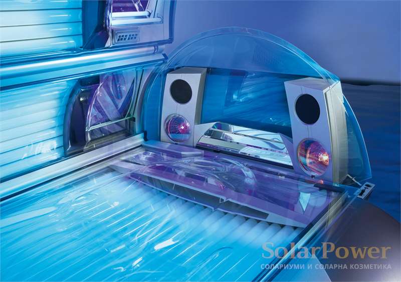 Солариум Ergoline Prestige 1100-S Dynamic Power е с гласова навигация, музикална система с 3D звук, MP3 и смартфон свързване