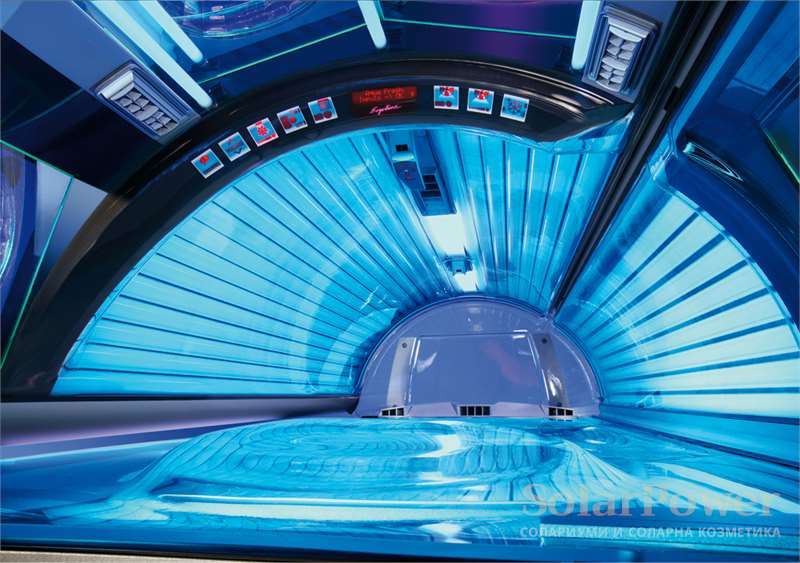 Солариум Ergoline Prestige 1100-S е с мулти релаксиращо ергономично легло с интегрирани възглавница и подлакътници, затворен тунел за придобиване тен