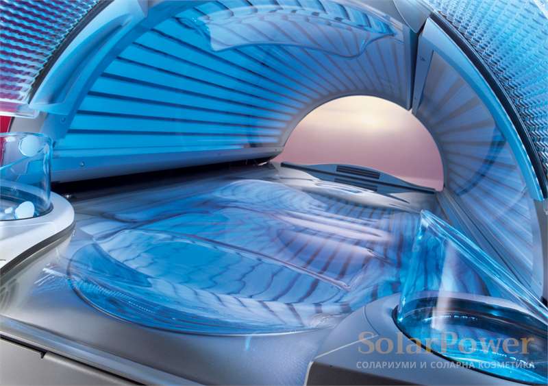 Солариум Ergoline Open Sun 550 Turbo Power е с мулти релаксиращо ергономично легло с интегрирани възглавница, подлакътници и подложки за крака