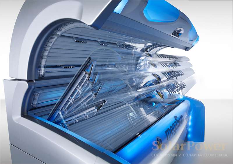 Солариум megaSun 6800 Alpha intelliSun е с регулируеми електронни баласти и CPI технология за по-голяма мощност и по-дълъг живот на лампите