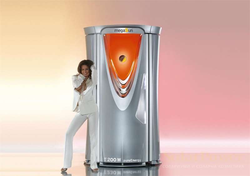 Солариум megaSun Tower pureEnergy T200 е проектиран да бъде звезда: лукс, сила и елегантност