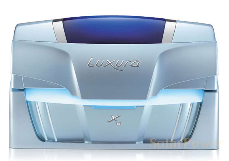 В солариум Luxura X10 с функцията Aroma Xsens можете по време на тен сесията да изберете един от три приятни аромата - Ocean, Blossom или Sandelwood