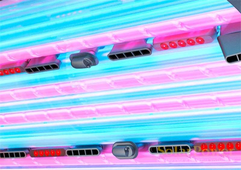 В зоната на тялото допълнително са разпределени 40 мощни HyperRed колагенови бустери са красота