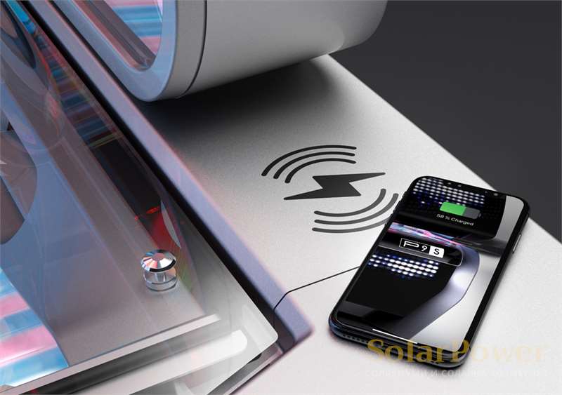 Със солариум megaSun P9S лесно и безжично зареждате смартфона си по време на тен сесията