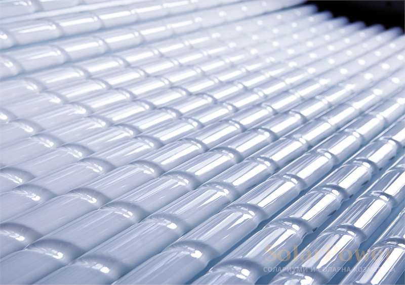 Солариум 6800 alpha hurricane е оборудван изцяло със спираловидни колатенови лампи за тяло, излъчващи УВ светлина за тен и Червена светлина за красота