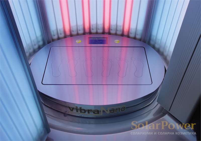 По желание, солариум Tower Optima може допълнително да се комбинира с виброплатформа, за индивидуални фитнес упражнения по време на тен сесиите