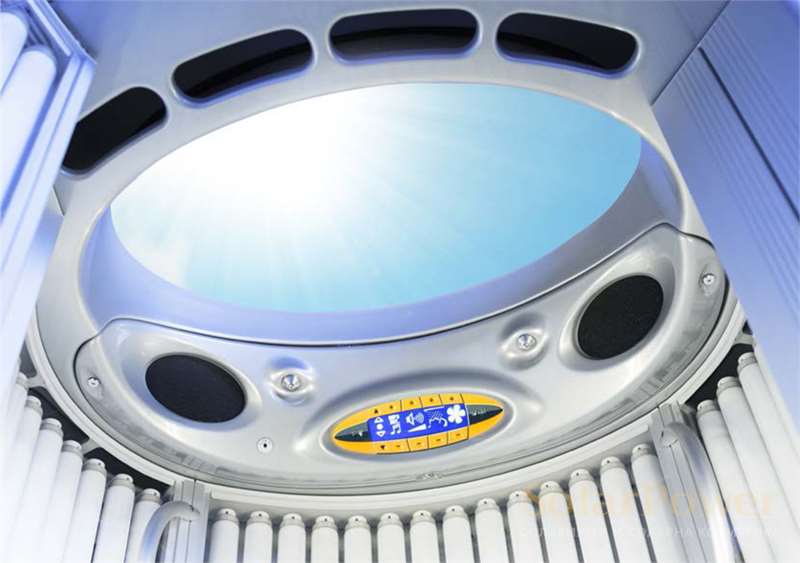 Солариум megaSun Tower Space 3000 е с открито място над главата и така предлага повече свеж въздух, повече пространство и повече гъвкавост