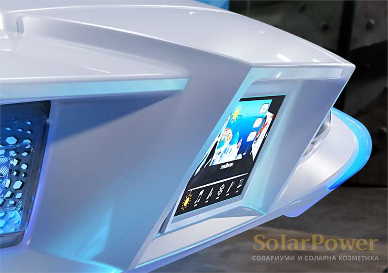 megaSun 7800α е с външен тъч дисплей за контрол на функциите на солариума