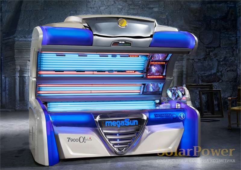 Солариум megaSun 7900 Alpha Deluxe сe предлага с две опции на декора: изискан хром дизайн и спортен матов карбон еквивалент 