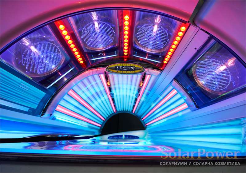 Солариум megaSun 7900 Alpha Deluxe е със специални лампи за равномерен тен на лицето