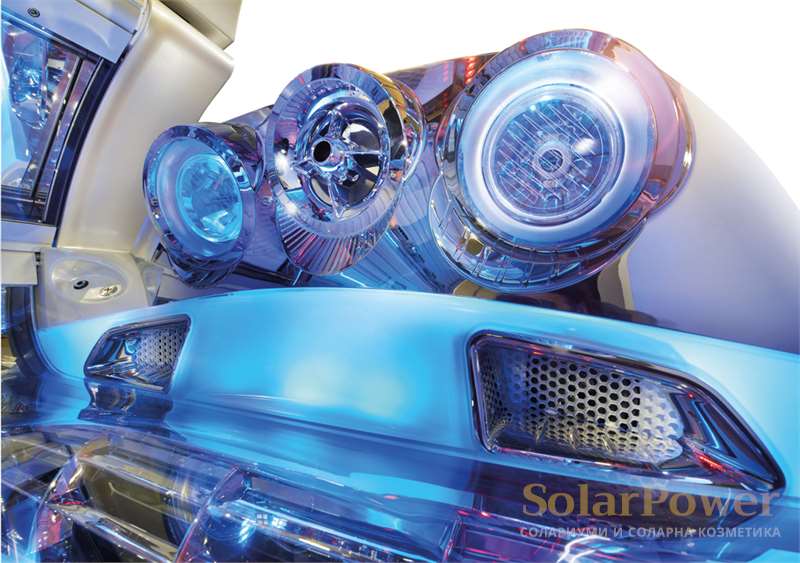 Солариум megaSun 7900 Alpha Deluxe е със специални лампи за тен на раменете