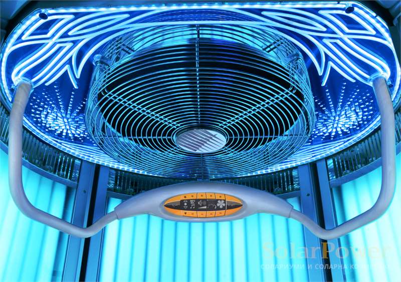 Солариум megaSun Tower pureEnergy 5.0  е с музикална система, вграден MP3 плеър, автоматичен контрол на звука, музикална вибрация