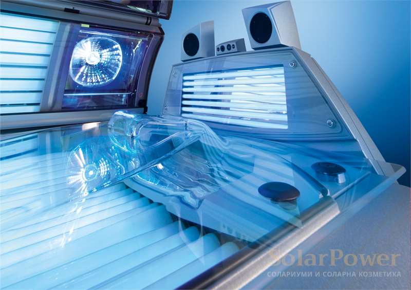 Солариум Ergoline Affinity 800 е с интегрирани възглавница в леглото